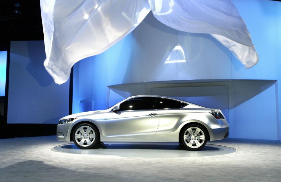  Honda Accord Coupe Concept 2007 года  (фото 13 из 15)